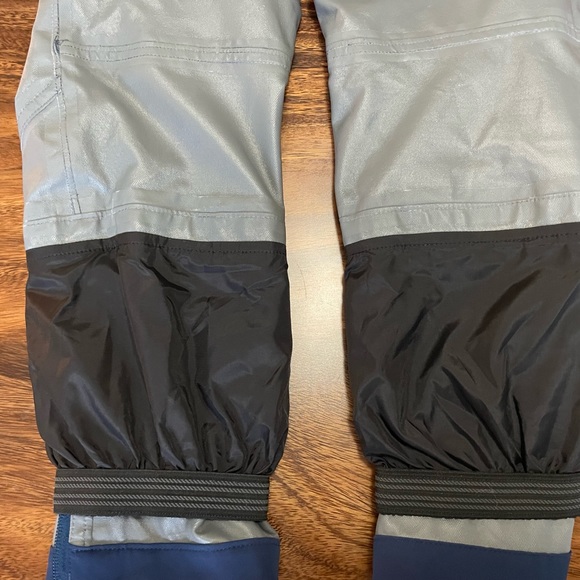 L.L. Bean Navy Blue Youth Ski Pants - Picture 8 of 11